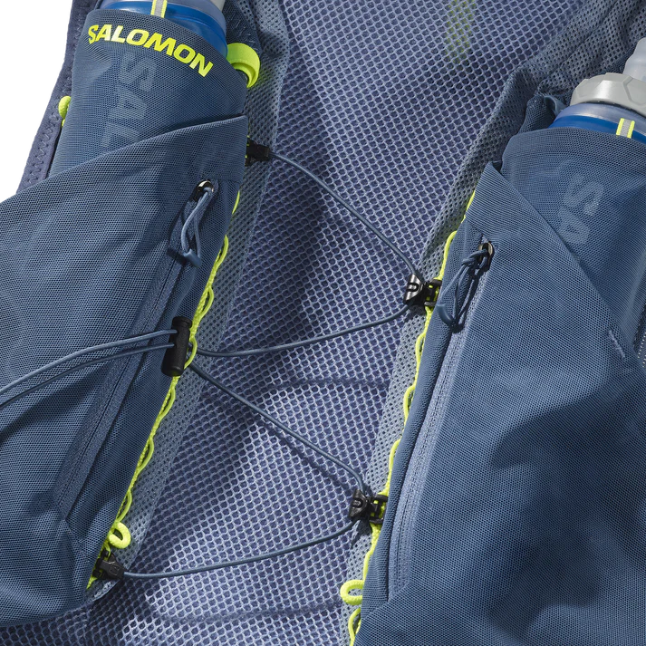 Chaleco de hidratación Salomon ADV Skin 12 Azul piedra, detalle del portabastones